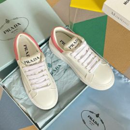 Picture of Prada Shoes Women _SKUfw121764816fw